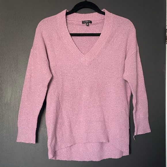 Dynamite V-Neck Orchid Sweater - Size Small - Picture 1 of 3